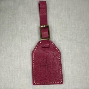 Portland Leather Fuchsia Luggage Tag